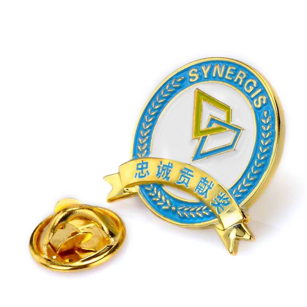 Wholesale Custom Plating Gold Badge 3d Soft Enamel Pin Badge for Promotion
