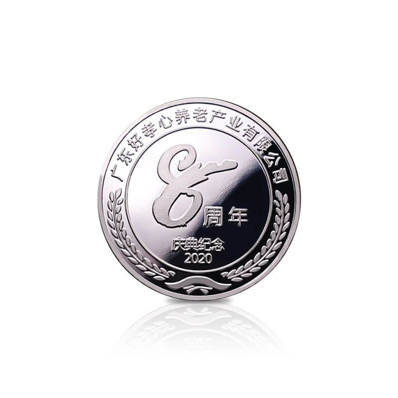 Custom Metal Souvenir Silver Mirror Finished Coin with Wooden Box 