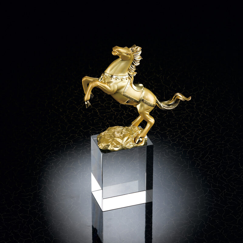 High-end Metal Trophy Cup Trophies Gold Plated Metal Cut Out Trophy
