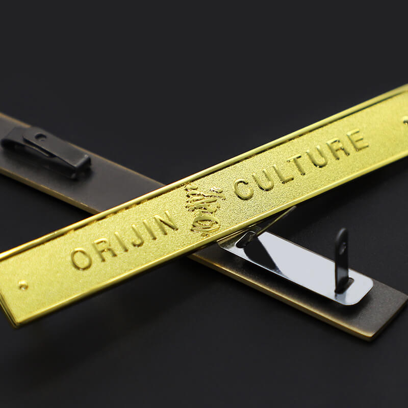 Fashion Design Engraved Brand Name Custom Metal Logo Labels Tag for Clothing
