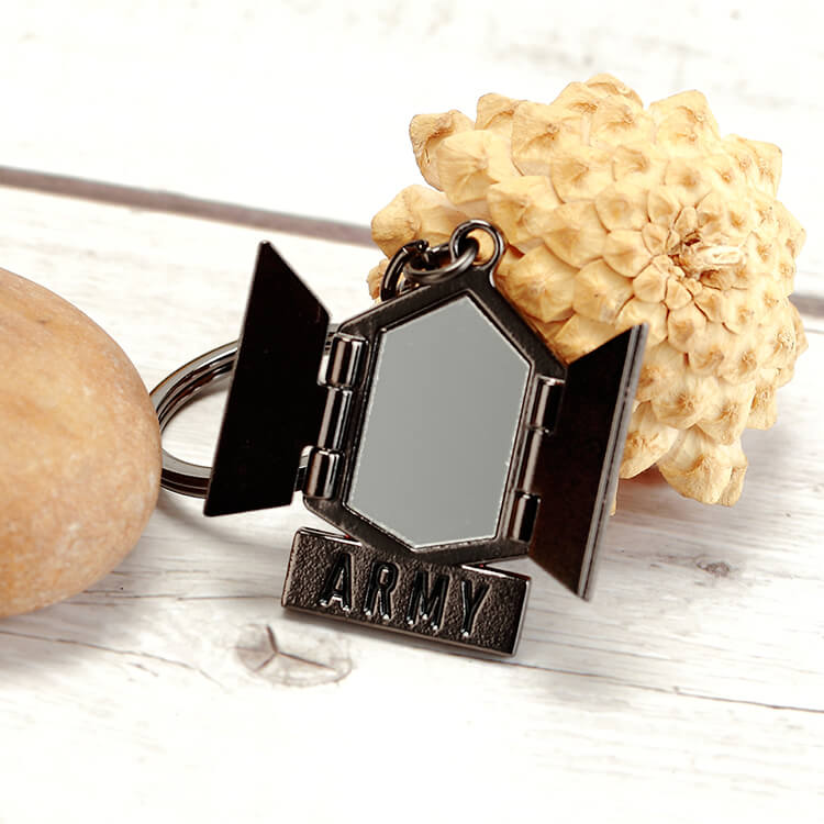 Factory Price Custom Keychian Wholesale Antique Brass Keychian 