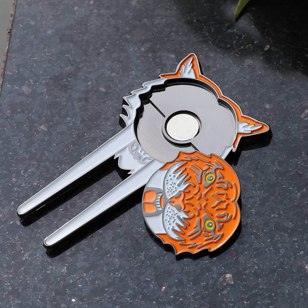 2021 Amazon Hot Sell Custom Ball Marker Golf Divot Tool Soft Enamel Ball Marker