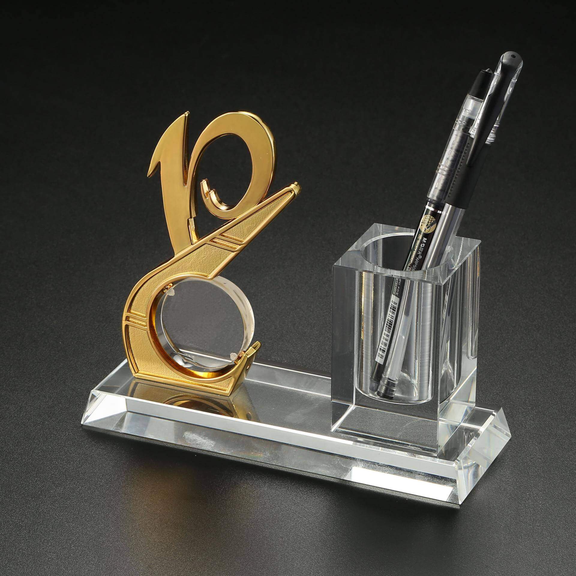 Hot Selling Unique Design Crystal Trophy Custom Metal Trophies and Medals