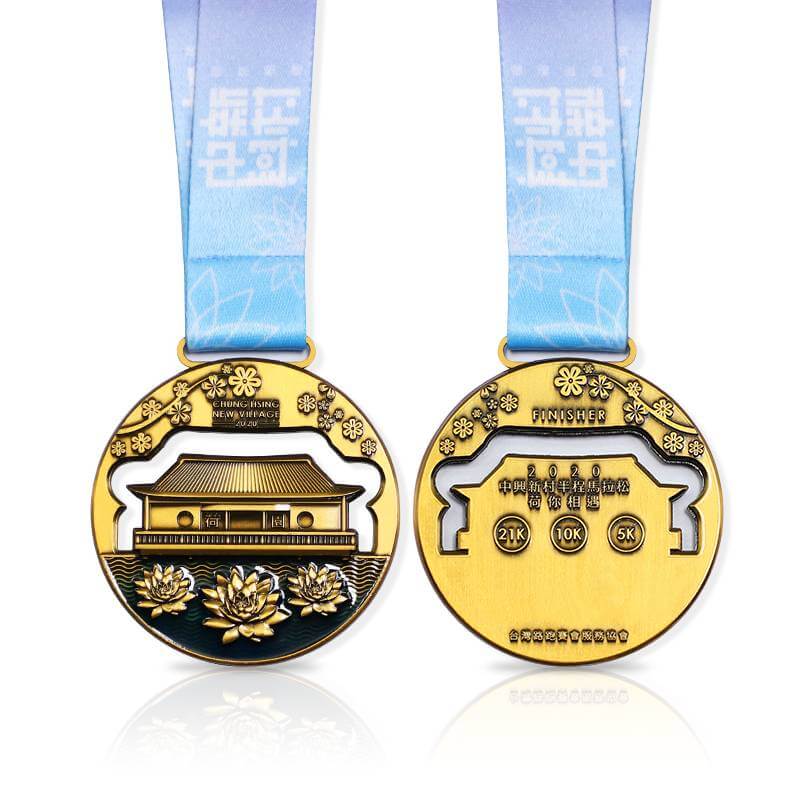 Cutom Military Ribbons and Medals