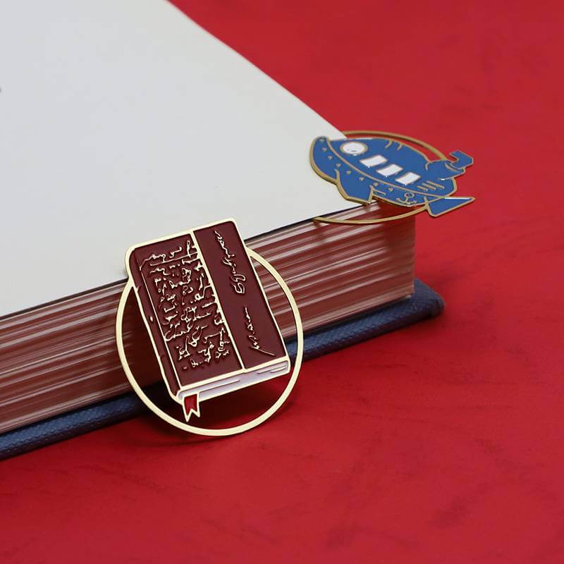 Custom Glossy Gold Soft Enamel Bookmark Metal Bookmarks Custom Shape