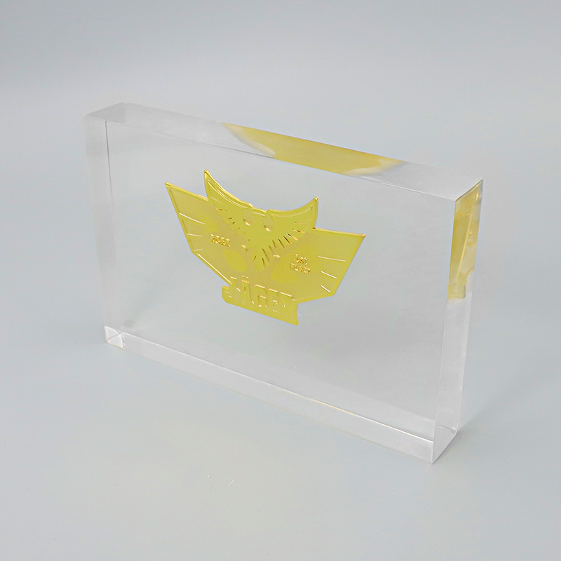 Custom Transparent Resin Decoration Personalize Logo Inlaid Trophy