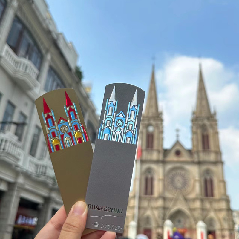 14 Years Factory Custom New Design Promotional Gift Color Transparent Bookmark