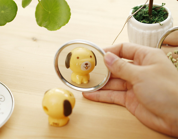 Convex Mirror Mini Cosmetic Lippan Art Custom Design Luxury Badges