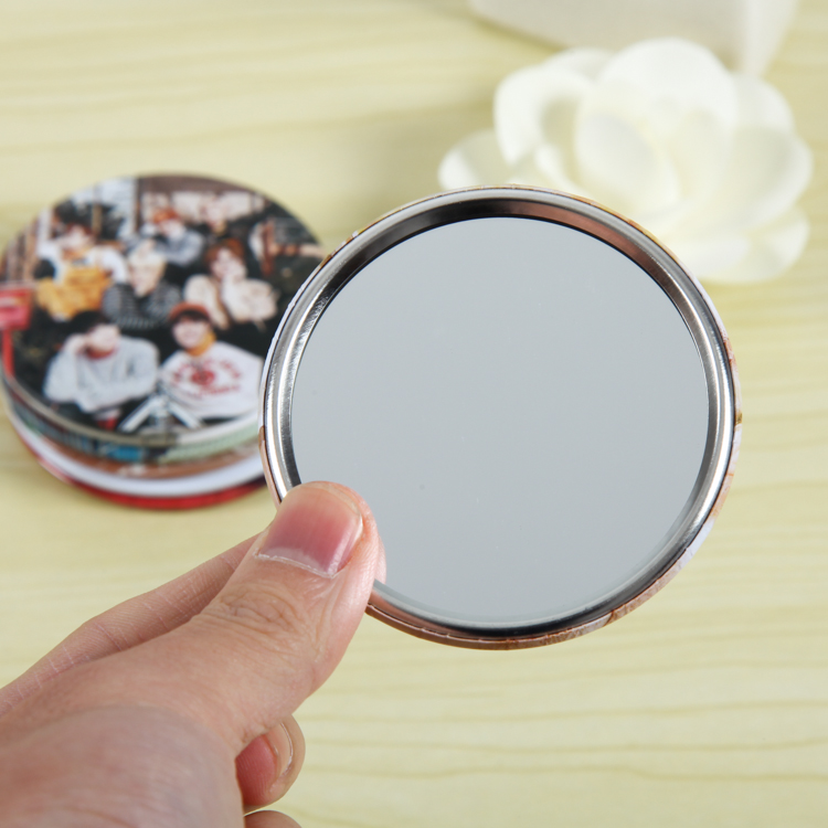 Convex Mirror Mini Cosmetic Lippan Art Custom Design Luxury Badges